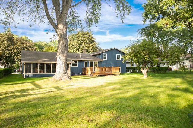 1255 APRIL LANE, Green Bay, WI 54304