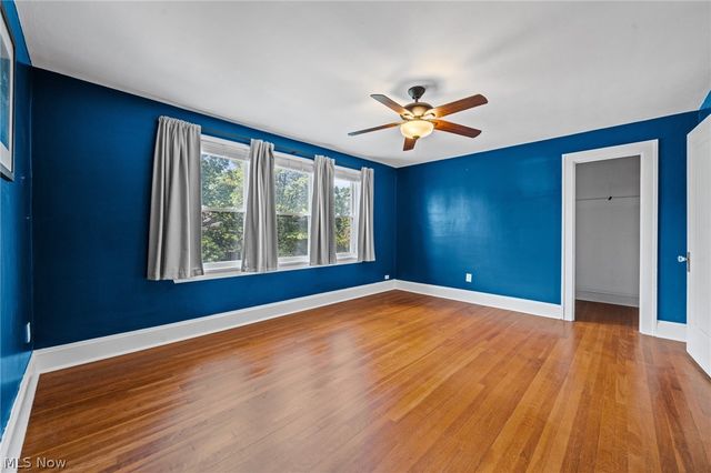 3363 E Scarborough Road, Cleveland Heights, OH 44118