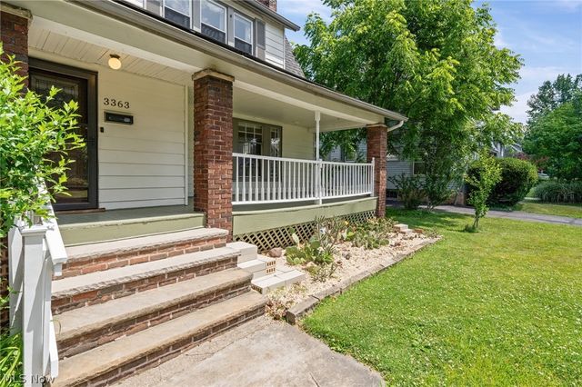 3363 E Scarborough Road, Cleveland Heights, OH 44118