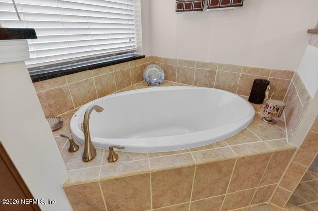 11719 FITCHWOOD Circle, Jacksonville, FL 32258