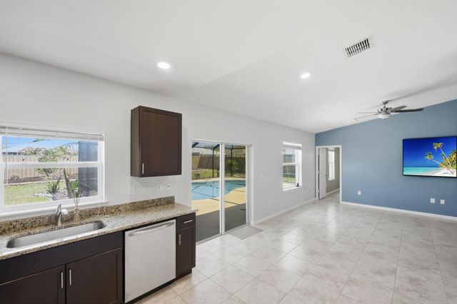 2350 SE Calcutta Circle, Port St. Lucie, Port St Lucie, FL 34952