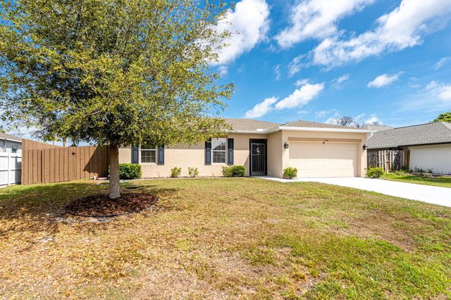 2350 SE Calcutta Circle, Port St. Lucie, Port St Lucie, FL 34952