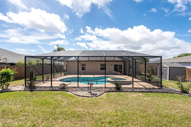 2350 SE Calcutta Circle, Port St. Lucie, Port St Lucie, FL 34952