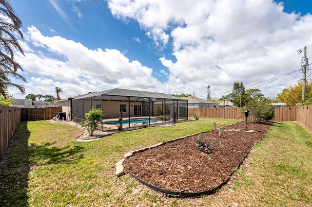 2350 SE Calcutta Circle, Port St. Lucie, Port St Lucie, FL 34952