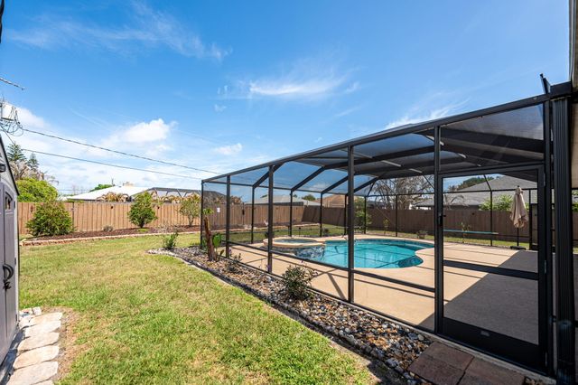 2350 SE Calcutta Circle, Port St. Lucie, Port St Lucie, FL 34952