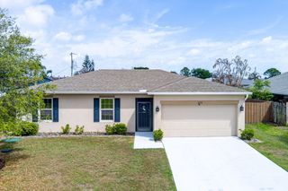 2350 SE Calcutta Circle, Port St. Lucie, Port St Lucie, FL 34952