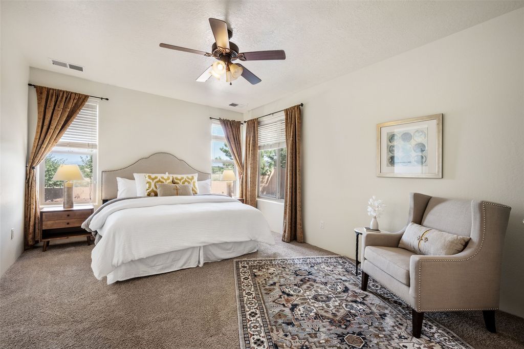 105 Via Orilla Dorado, Santa Fe, NM 87508