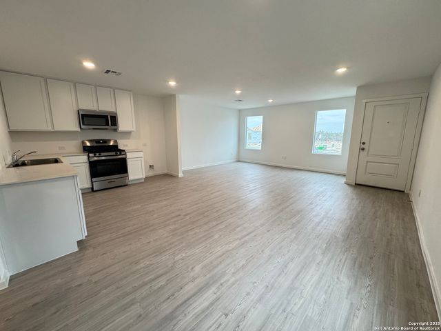 3811 Rock Mill Dam, San Antonio, TX 78245