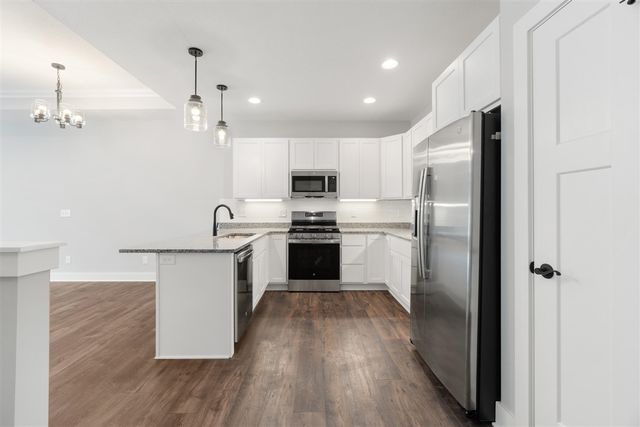 146 Ashley Court, Brooklyn, MI 49230