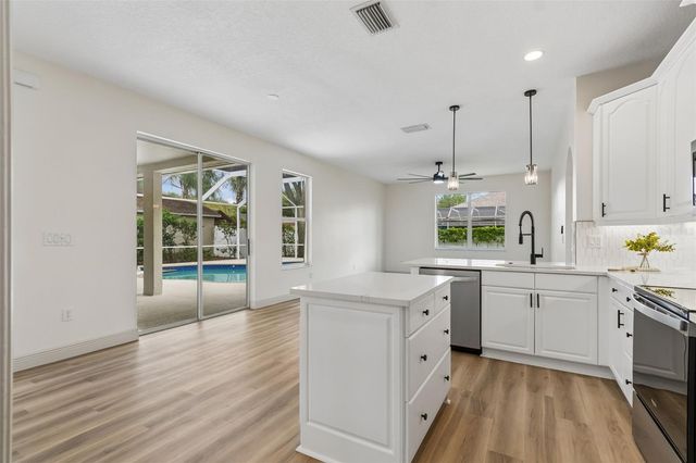 1311 WYNDHAM LAKES DRIVE, Odessa, FL 33556