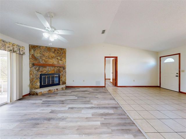 11197 SW 79TH AVENUE, Ocala, FL 34476