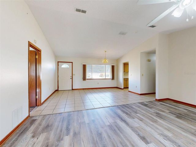 11197 SW 79TH AVENUE, Ocala, FL 34476