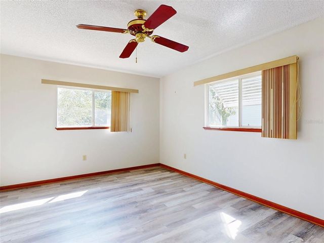 11197 SW 79TH AVENUE, Ocala, FL 34476