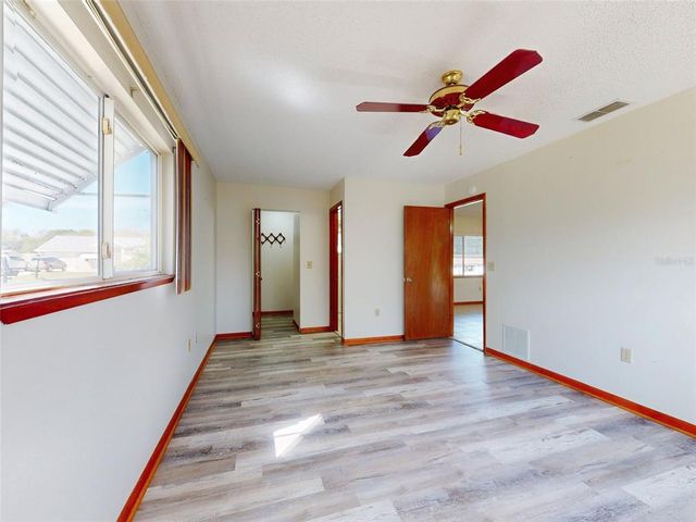 11197 SW 79TH AVENUE, Ocala, FL 34476