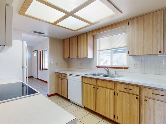 11197 SW 79TH AVENUE, Ocala, FL 34476