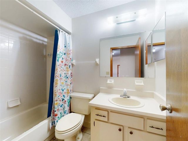 11197 SW 79TH AVENUE, Ocala, FL 34476