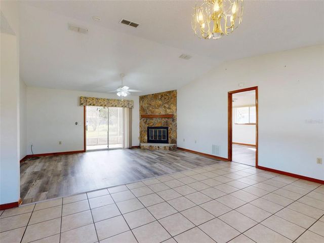 11197 SW 79TH AVENUE, Ocala, FL 34476