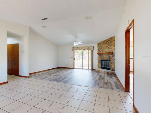 11197 SW 79TH AVENUE, Ocala, FL 34476