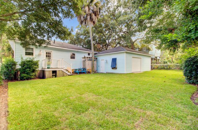 504 E Cooper Avenue, Folly Beach, SC 29439