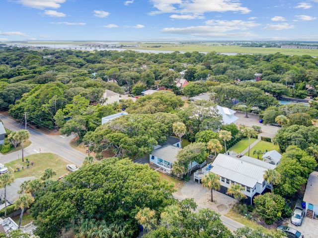 504 E Cooper Avenue, Folly Beach, SC 29439