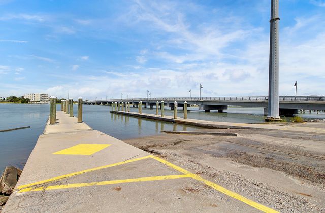 504 E Cooper Avenue, Folly Beach, SC 29439
