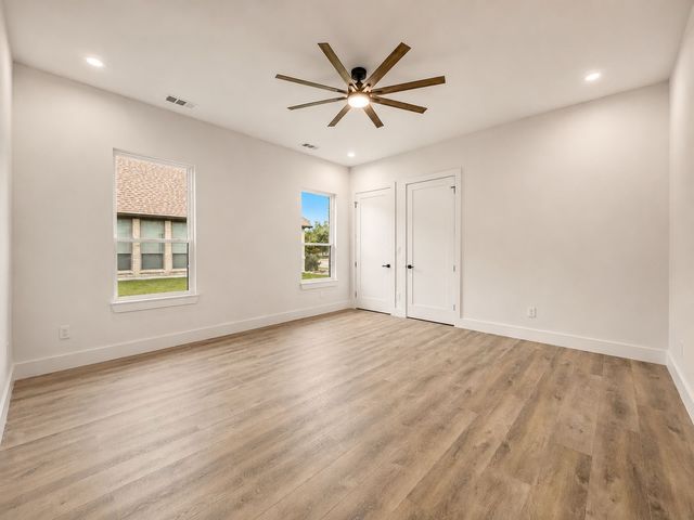 1102 Devonshire Drive N, Forney, TX 75126