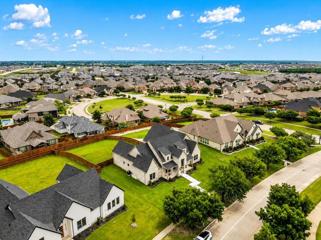 1102 Devonshire Drive N, Forney, TX 75126
