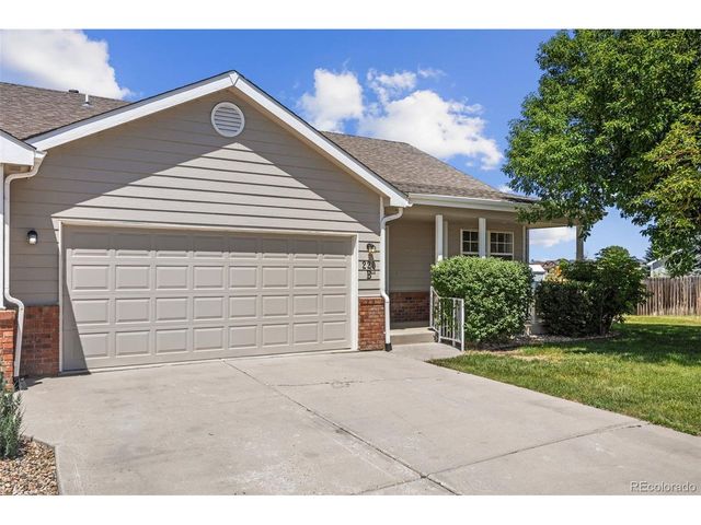 220 Manor Ct B, Windsor, CO 80550
