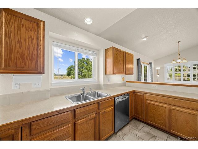220 Manor Ct B, Windsor, CO 80550