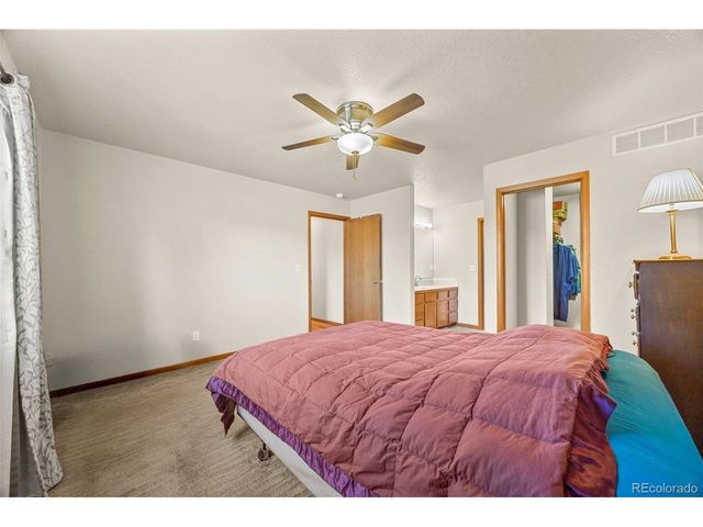 220 Manor Ct B, Windsor, CO 80550
