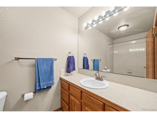 220 Manor Ct B, Windsor, CO 80550