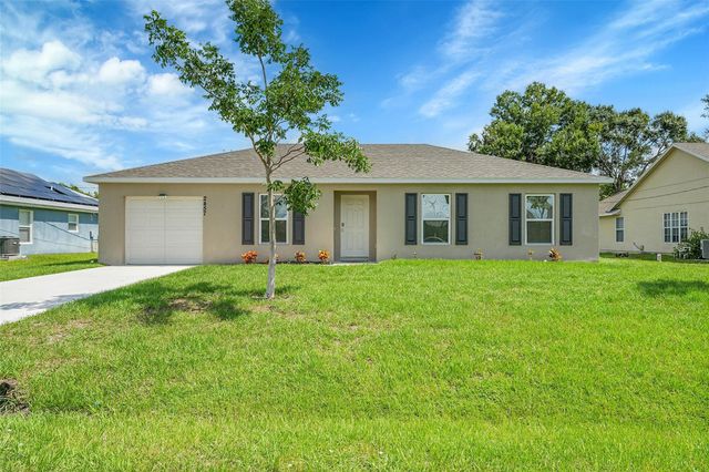 2457 SE Tracy Ave, Port St Lucie, FL 34952