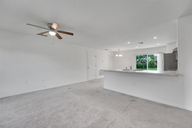 2457 SE Tracy Ave, Port St Lucie, FL 34952