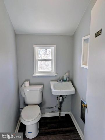 218 E AIRY ST, Norristown, PA 19401