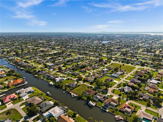3022 SE 6th AVE, Cape Coral, FL 33904