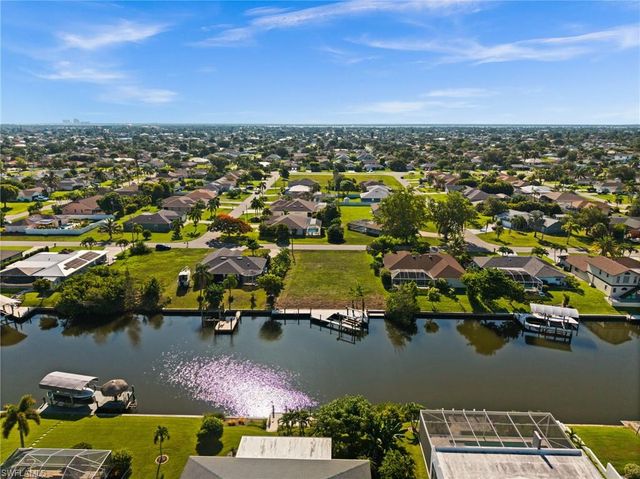 3022 SE 6th AVE, Cape Coral, FL 33904