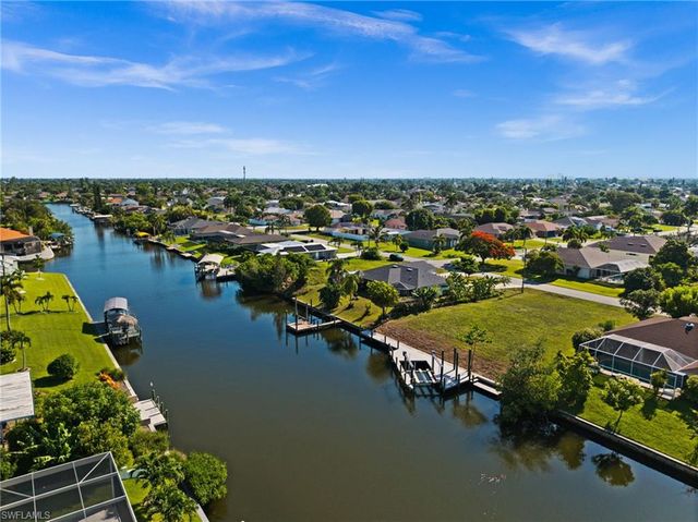 3022 SE 6th AVE, Cape Coral, FL 33904