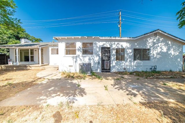 13426 4th, Yucaipa, CA 92399