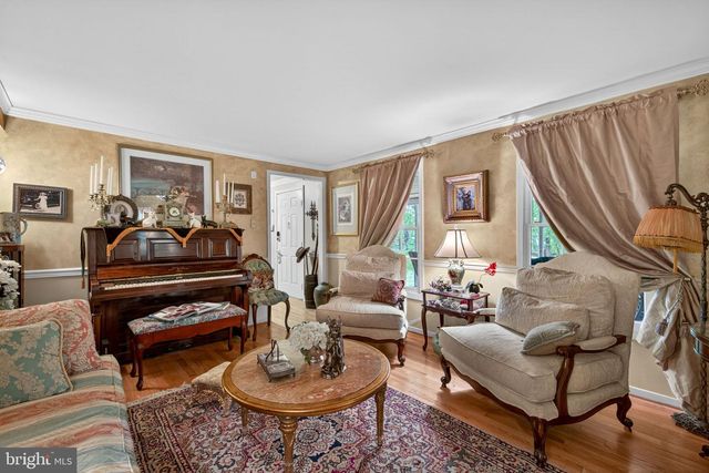 12080 AXLINE RD, Lovettsville, VA 20180