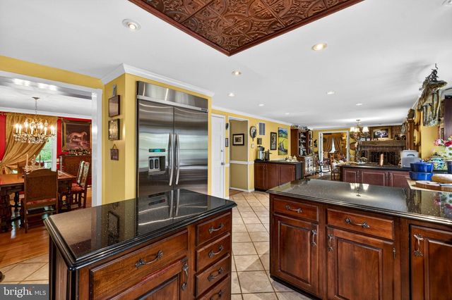12080 AXLINE RD, Lovettsville, VA 20180