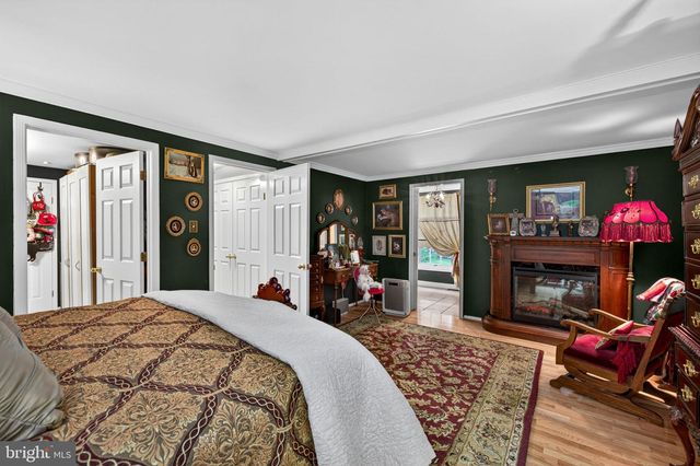 12080 AXLINE RD, Lovettsville, VA 20180