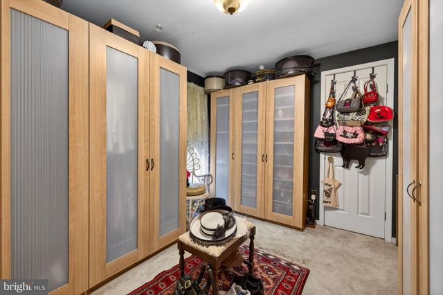 12080 AXLINE RD, Lovettsville, VA 20180