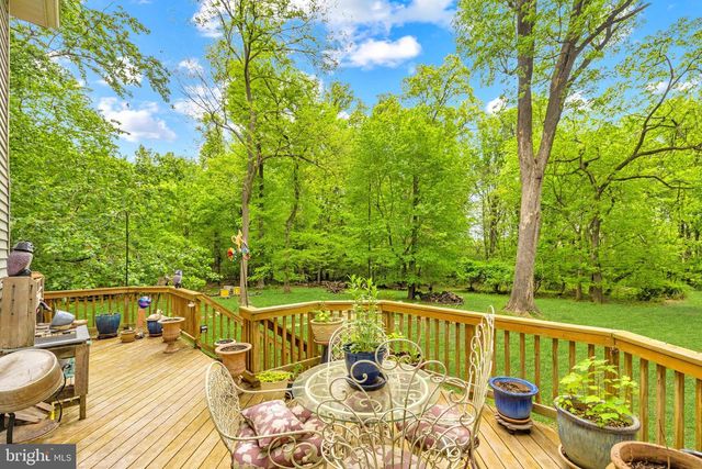 12080 AXLINE RD, Lovettsville, VA 20180