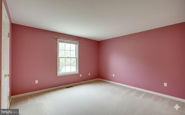 12080 AXLINE RD, Lovettsville, VA 20180