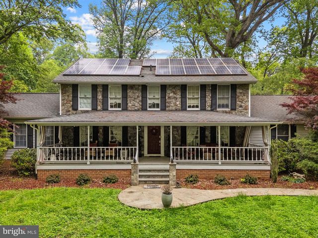 12080 AXLINE RD, Lovettsville, VA 20180