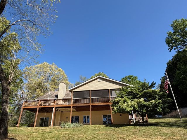 78 Timber Ridge Lane, Hayesville, NC 28904