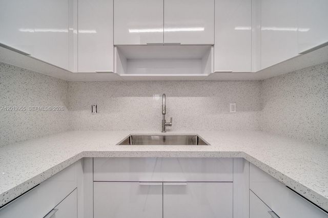 7101 SW 89th Ct 110, Miami, FL 33173