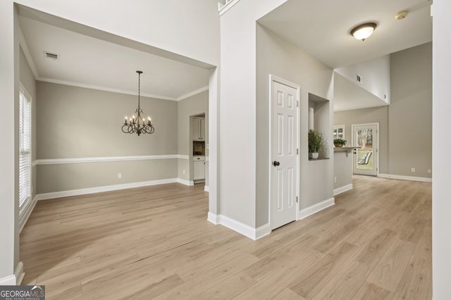 1090 Great Oaks Drive, Lawrenceville, GA 30045