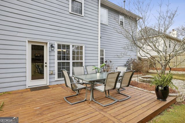 1090 Great Oaks Drive, Lawrenceville, GA 30045