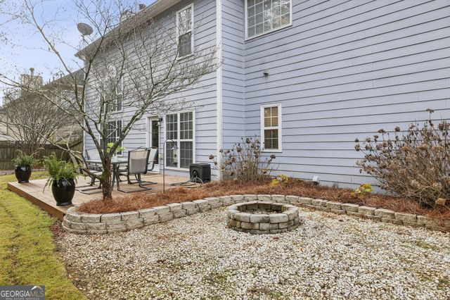 1090 Great Oaks Drive, Lawrenceville, GA 30045